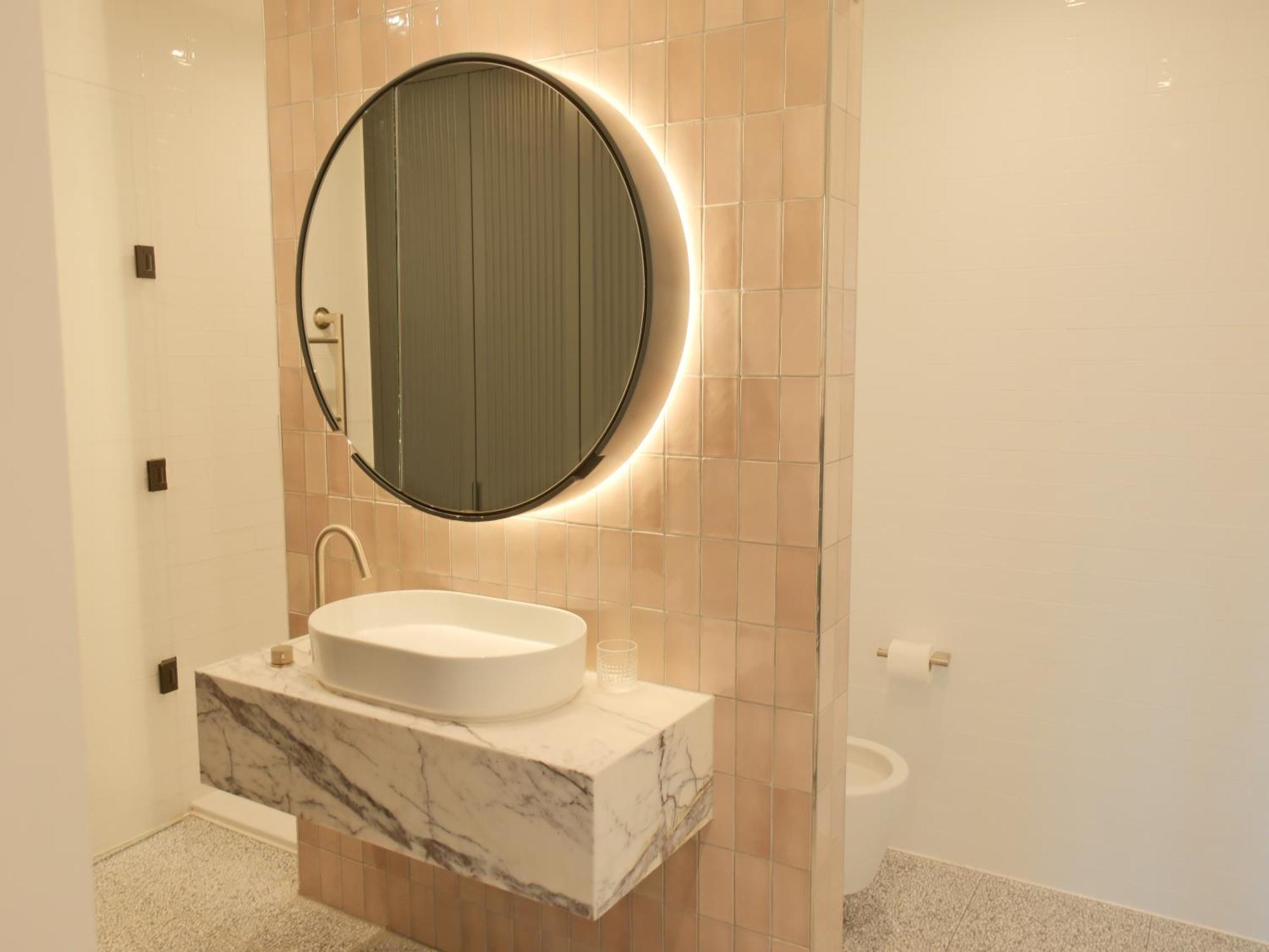 Premier Thames Riverside 2br In Vauxhall Apartment *