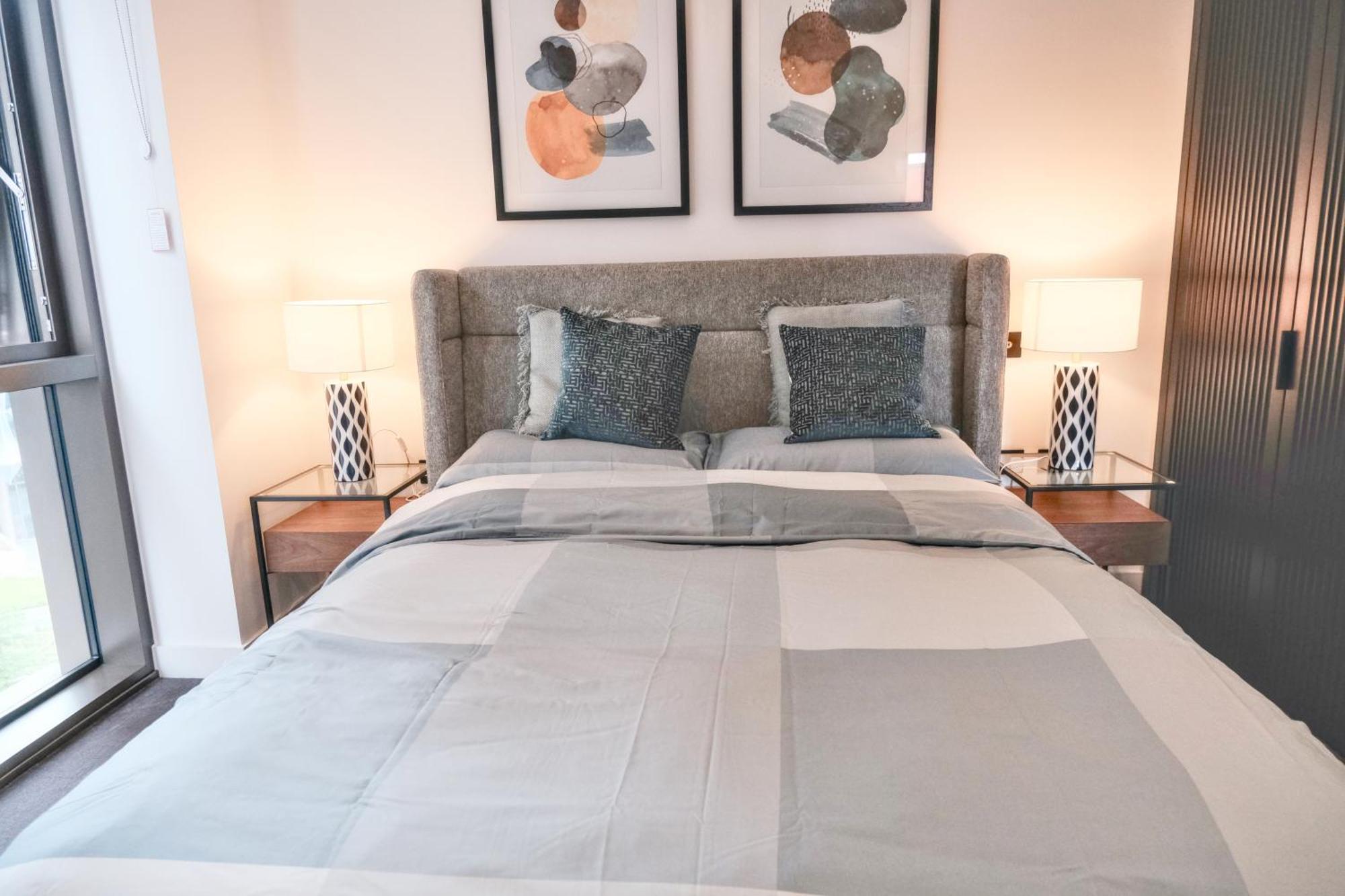 Apartment Premier Thames Riverside 2br In Vauxhall